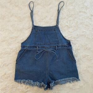 Forever 21 Women's Jean Denim Overall Shorts Romper Size Large Tie Waist Raw Hem